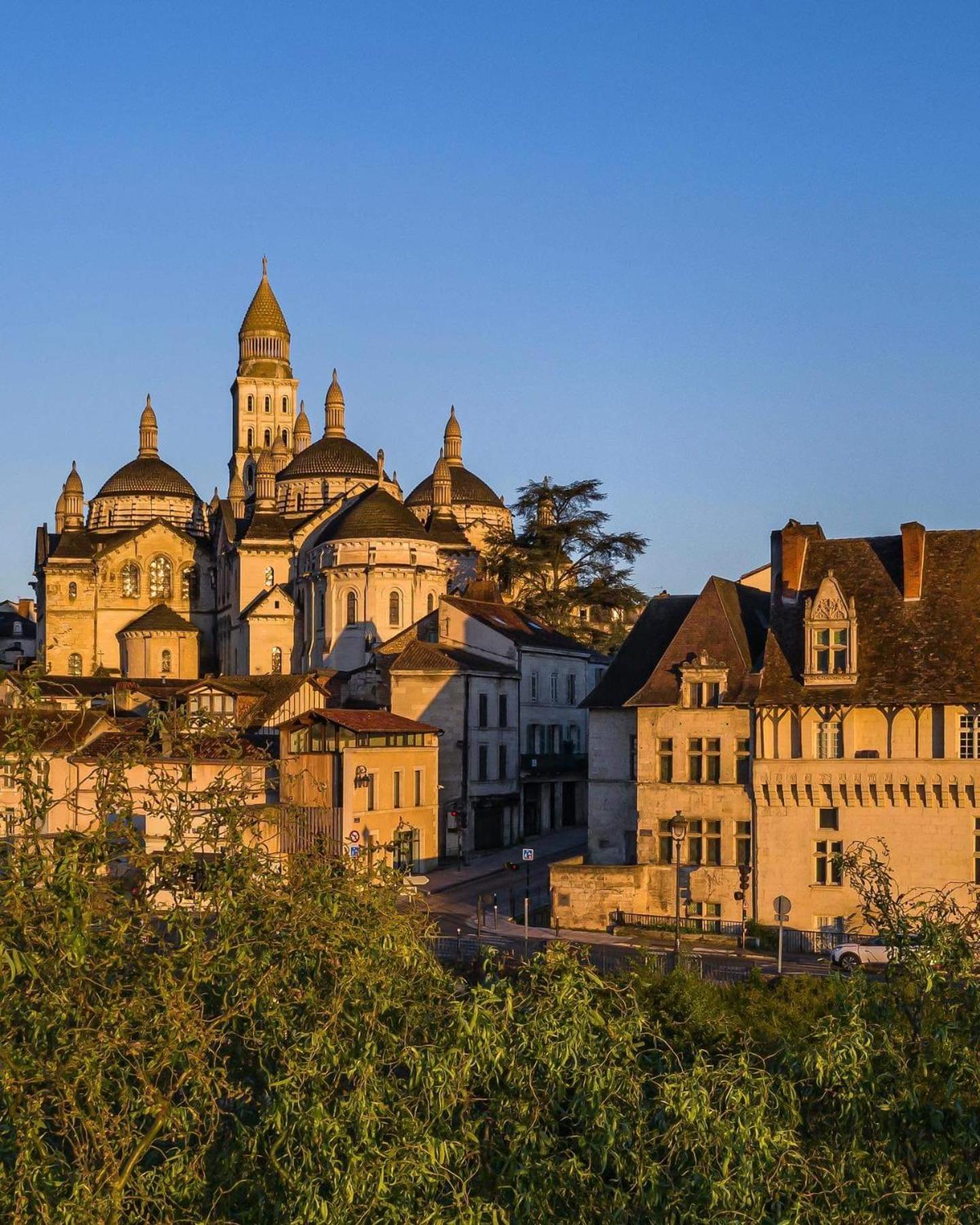 Le Logis Du Puy St Front Gite Urbain Perigueux Room photo